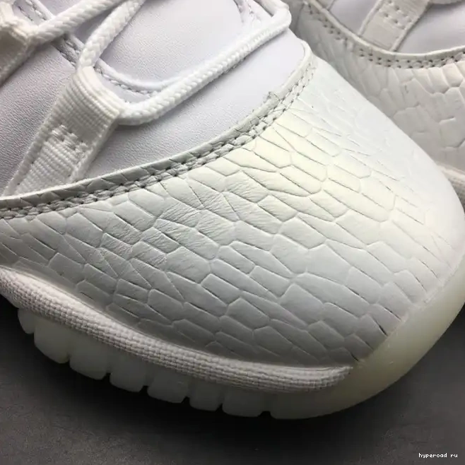 Frost Air 897331-100 Jordan White 11 Heiress Low 0516